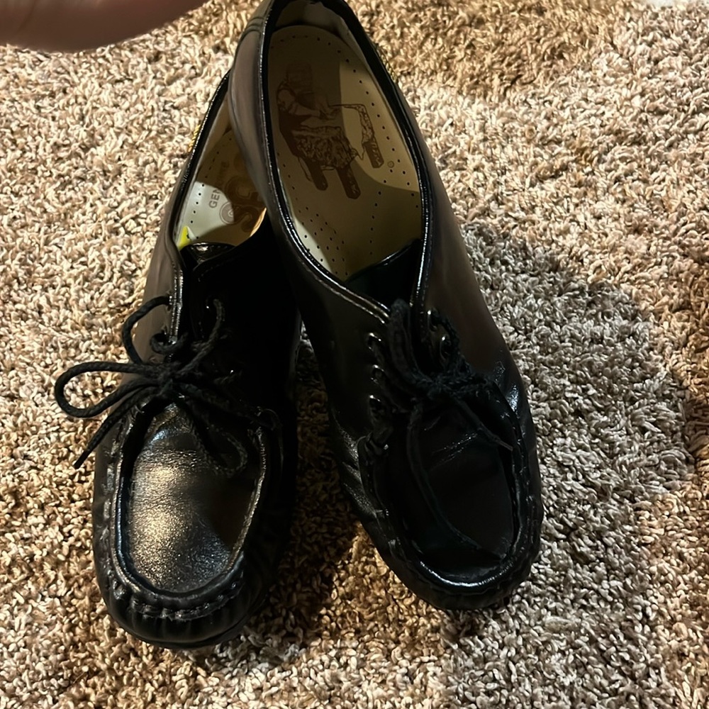 SAS black shoes